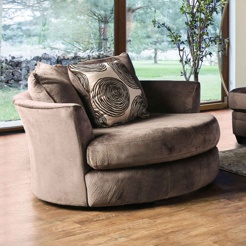 Fauteuil transitionnel gris clair avec siège à coussin en T, accoudoirs inclinés en S et pieds carrés fuselés, Brun