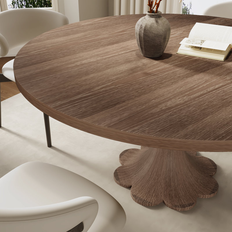 Ensemble de table de salle à manger en bois massif à forme florale avec chaises d'appoint rembourrées en cuir massif (ensemble de 4/6)