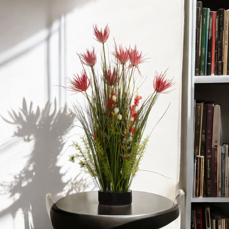 Herbe artificielle et fleurs mélangées 32 pouces avec mousse noire pour la décoration intérieure et extérieure