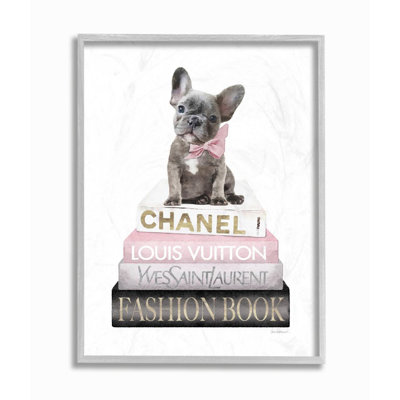 «Dashing French Bulldog And Iconic Fashion Bookstack», reproduction d'impression sur toile