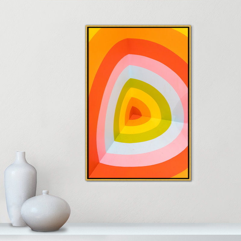 Imprimé Sherbet Bullseye par Jason Leung, H 37,5 po x l 25,5 po x P 2 po, Cadre flottant doré, Pas de tapis