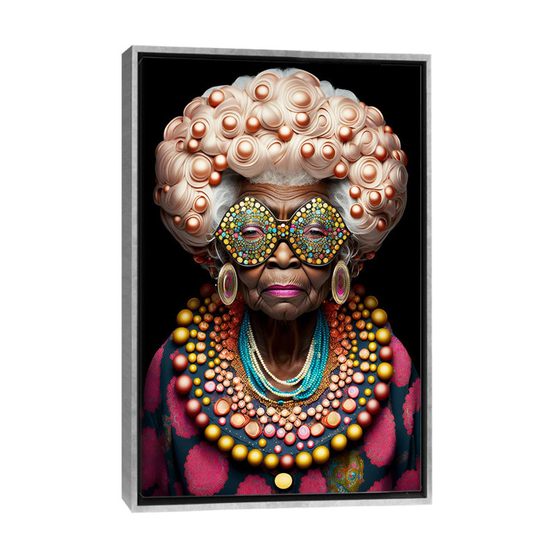 Afrofuturist Grandma I, Toile argentée avec cadre flottant, H 60 po x l 40 po x P 1,5 po