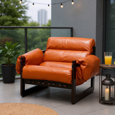 Chaise d'appoint moderne en similicuir avec assise profonde et structure de mortaise, brun