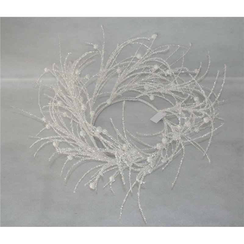 Couronne de pvc/fer 22 po moelleux ball