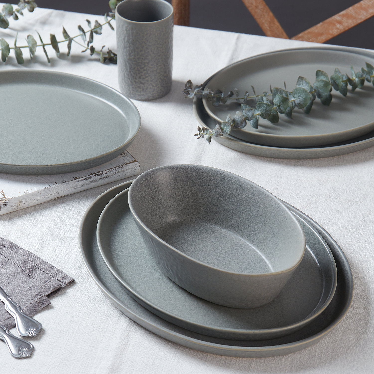 Katachi Stoneware Dinnerware Set, Light Gray