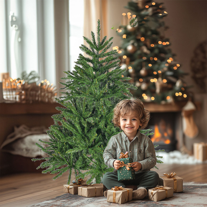4.5 Ft Green Artificial Spruce Christmas Tree with Metal Stand