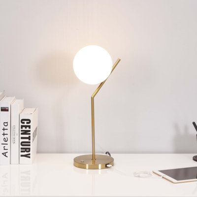 Samori Iron Desk Lamp
