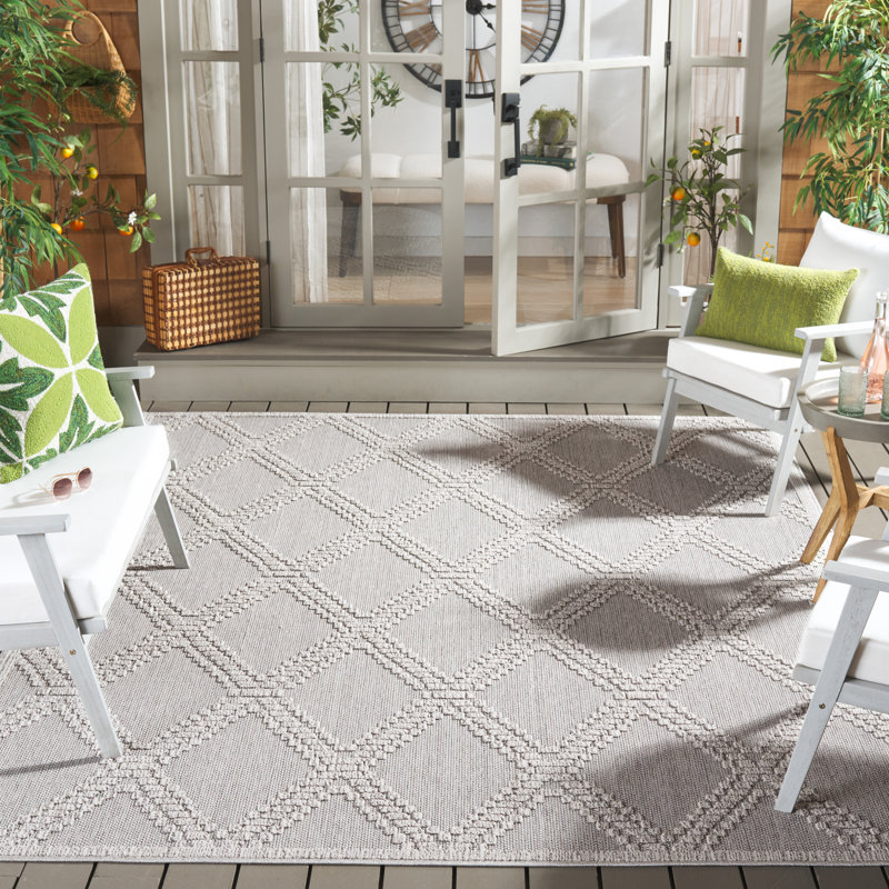 Amber-Jayne Area Indoor/Outdoor Area Rug In Gray/Light Gray, Rectangle 6'7" x 9'