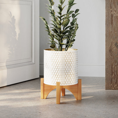 Latoni Honeycomb Pot with Arch Base