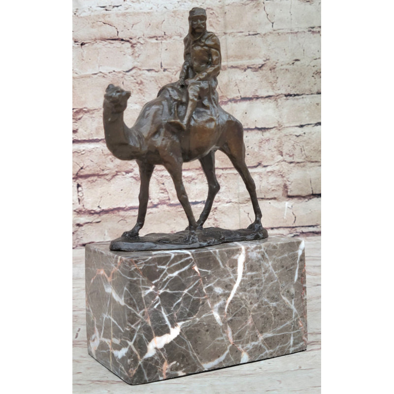 Figurine Celia Bergman