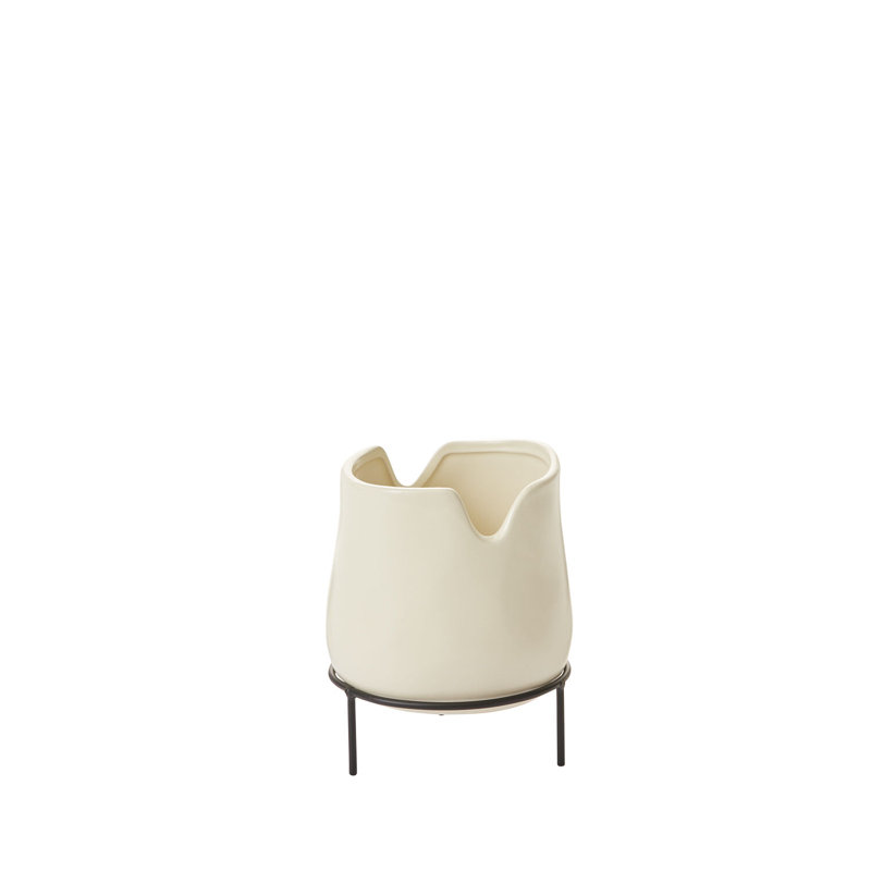 Pot Caldera avec support , H 7,5 po x l 5,75 po x P 5,75 po