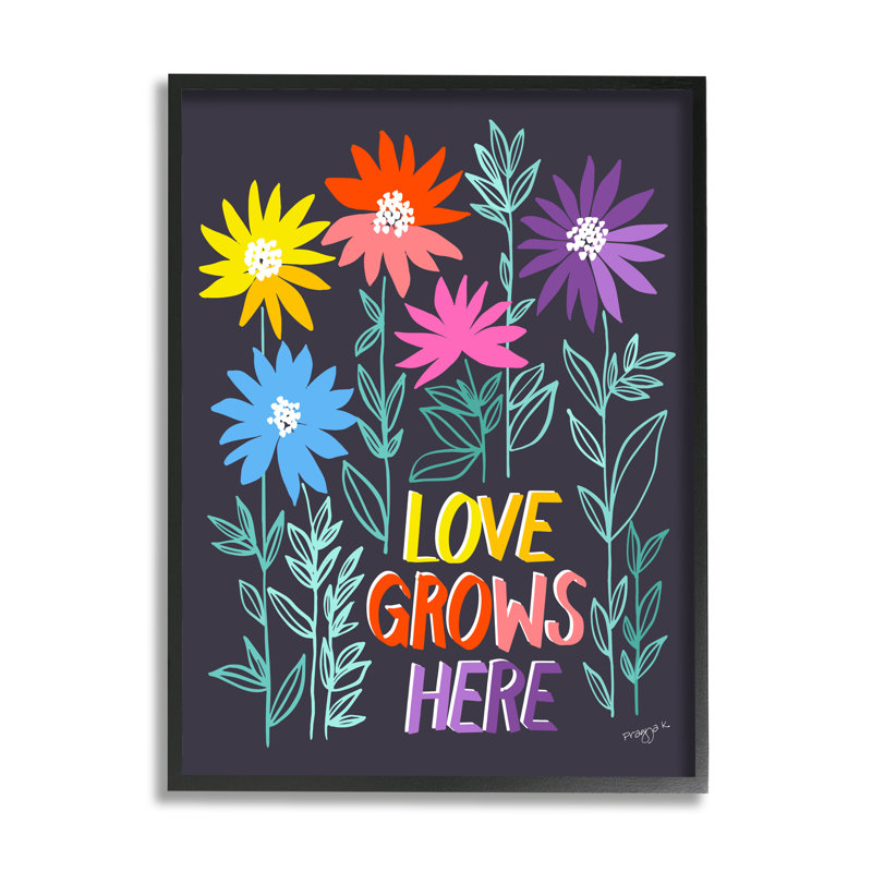 «Love Grows Here» par Pragya Kothari, Giclée encadrée noir minuit, H 30 po x l 24 po x P 1,5 po