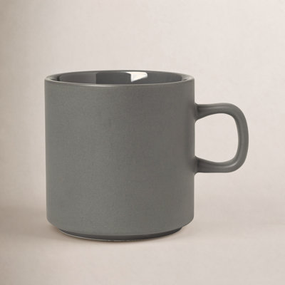 PILAR Stoneware Coffee Mug