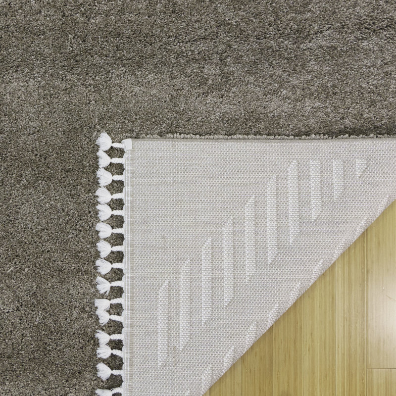 Tapis à poil long moderne brun / ivoire à franges Limmet Bristow, Rectangle 6 pi 6 po x 9 pi 6 po