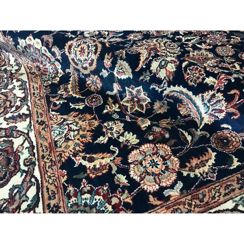 Sona Wool Oriental Area Rug