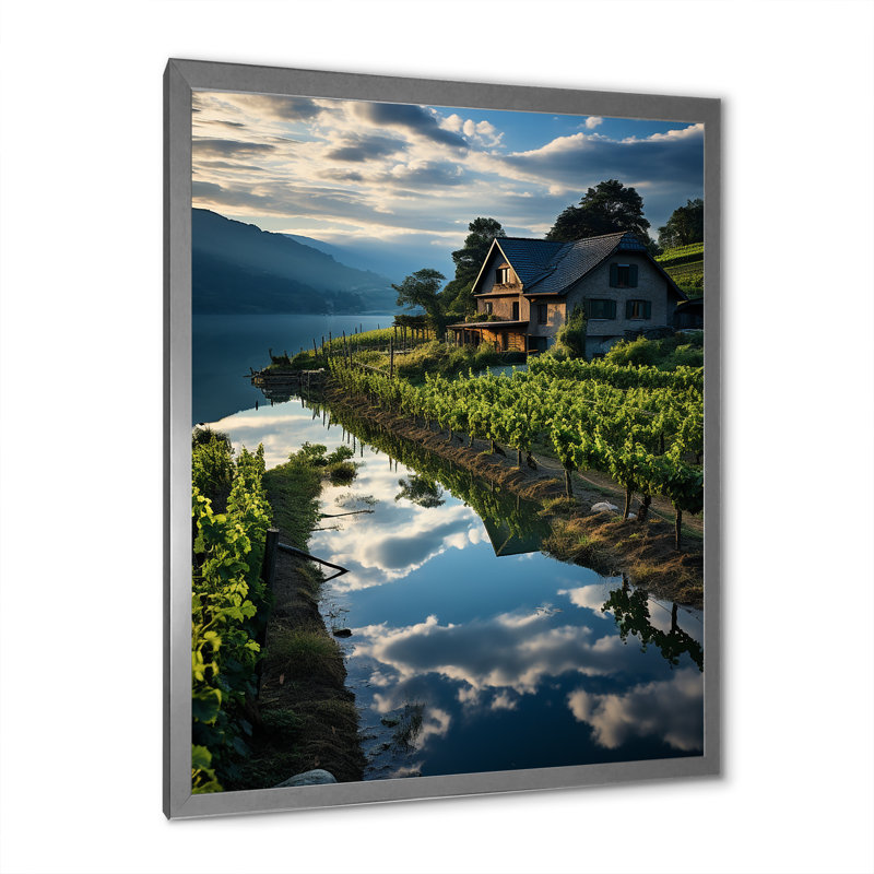 «Scenic Vineyard Sky Reflections On Water», art mural sur toile, H 40 po x l 30 po x P 1,5 po, Cadre photo argenté