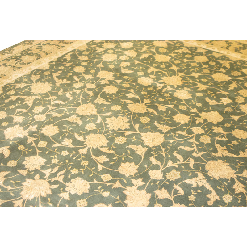 High-Quality Hand-Knotted Green And Cream Area Rug