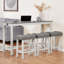 Ensemble de table de bar 4 pièces avec prise de courant et tabourets pour le salon ou la salle à manger