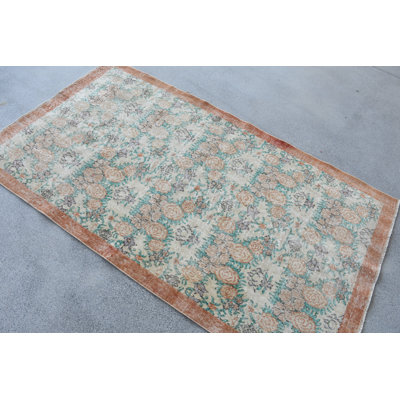 Tapis beige 44,9 x 79,5 po, motif floral traditionnel rétro moderne