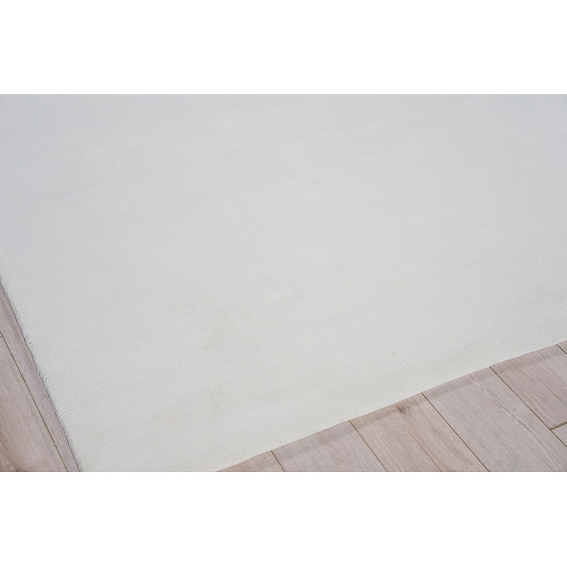 Velutto Area Rug in White, Rectangle 6' x 9'