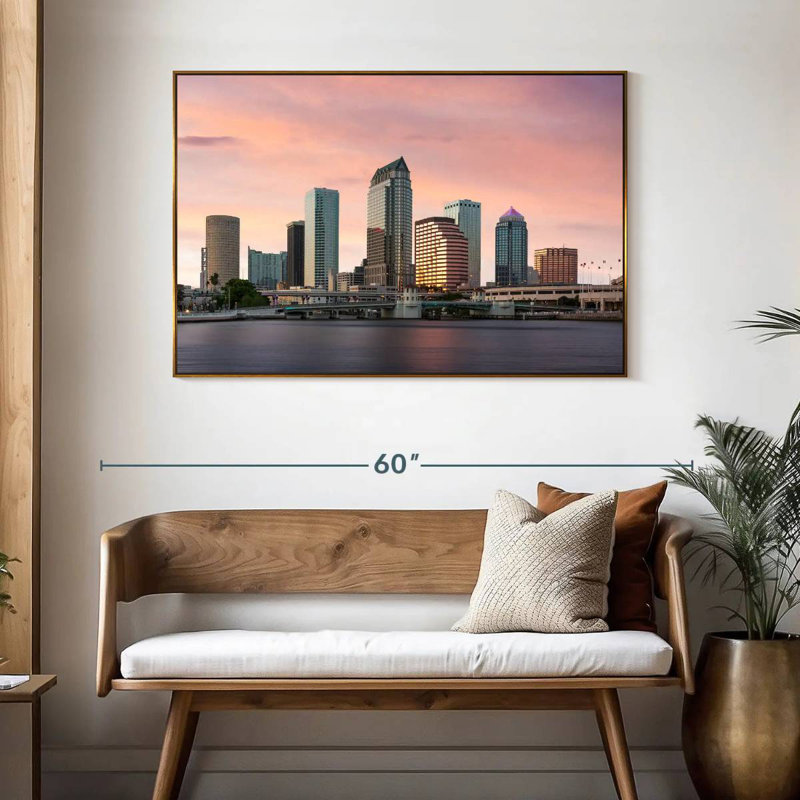 Tampa Bay, 46 po x 31 po, Cadre flottant doré