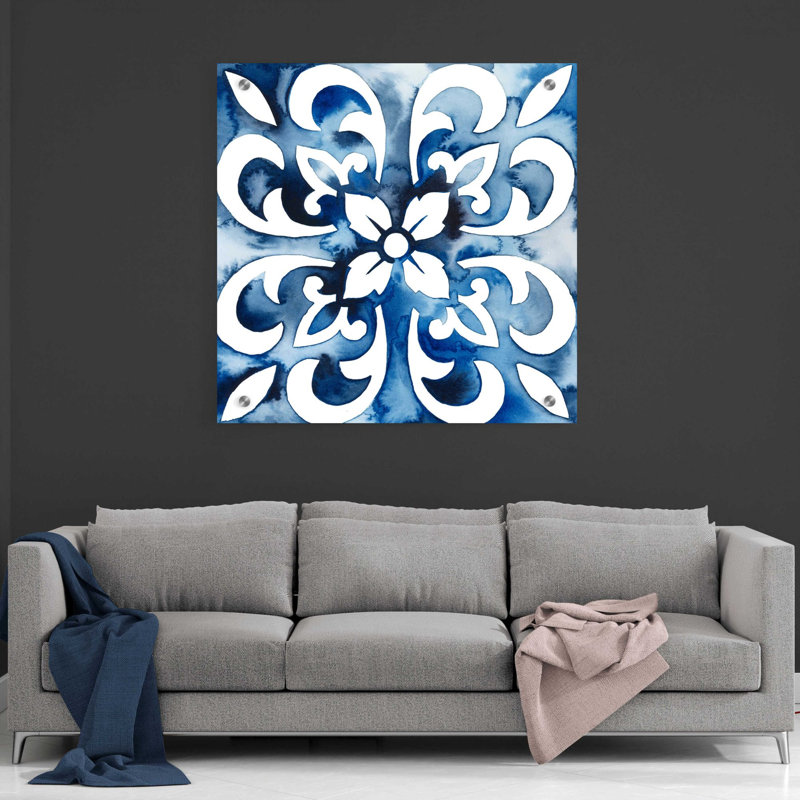 «Cobalt Tile II» par Grace Popp, art mural en verre acrylique, H 36 po x l 36 po x P 0,2 po