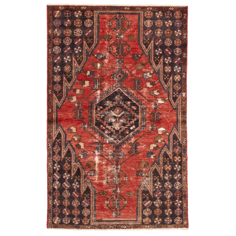 Tapis rouge Antalya 3 pi 6 po x 5 pi 8 po