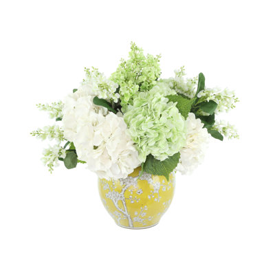 Centerpiece with Hydrangeas and Lilac