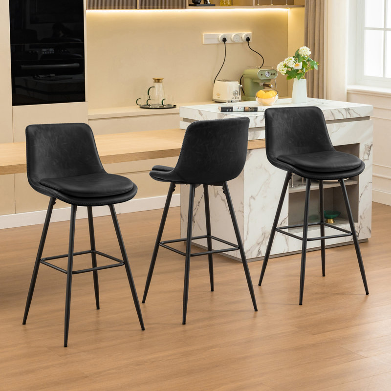Tabouret de bar industriel en similicuir H 32 po Janayshia, Noir, Tabouret de bar (siège d'une hauteur de 32 po)