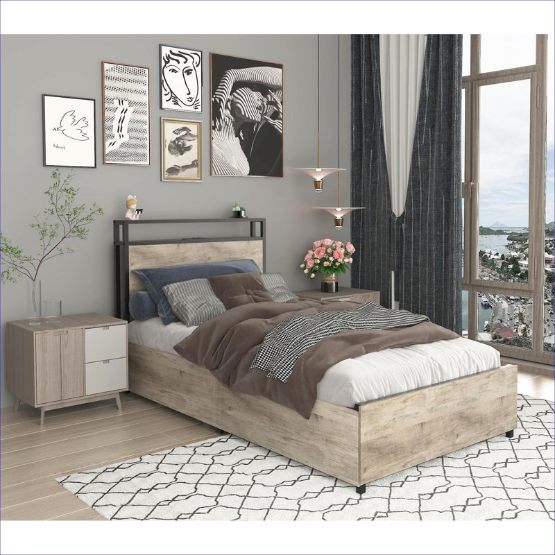 Lit plateforme simple en bois aggloméré gris doux pour une chambre à coucher résidentielle avec station de chargement et de rangement intégrée