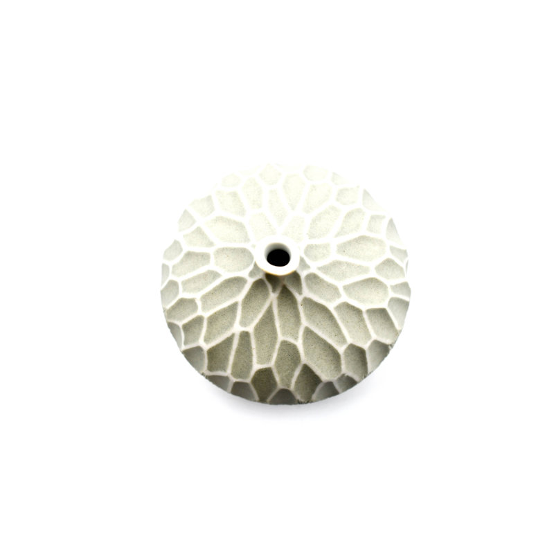 Aurorah Handmade Table Vase, 2.6" H x 2.5" W x 2.5" D, Gray