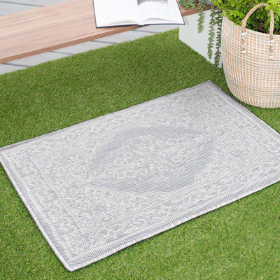 Aryaa Indoor / Outdoor Rug