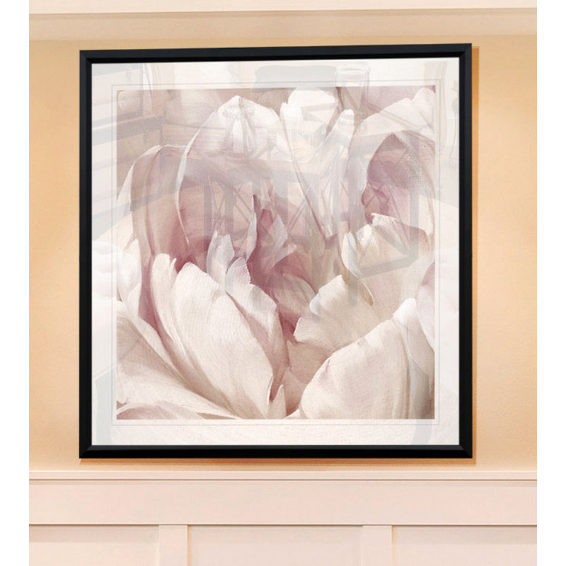 Wallach intime rosé I - reproduction d'art, H 26,5 po x l 26,5 po x P 1,5 po, Encadré dans du plastique noir