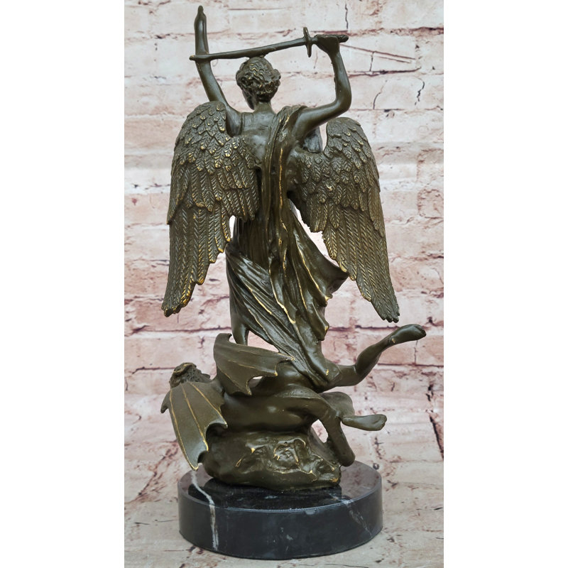 Sculpture en bronze «Saint Michael Slaying the Dragon» par Carpeaux