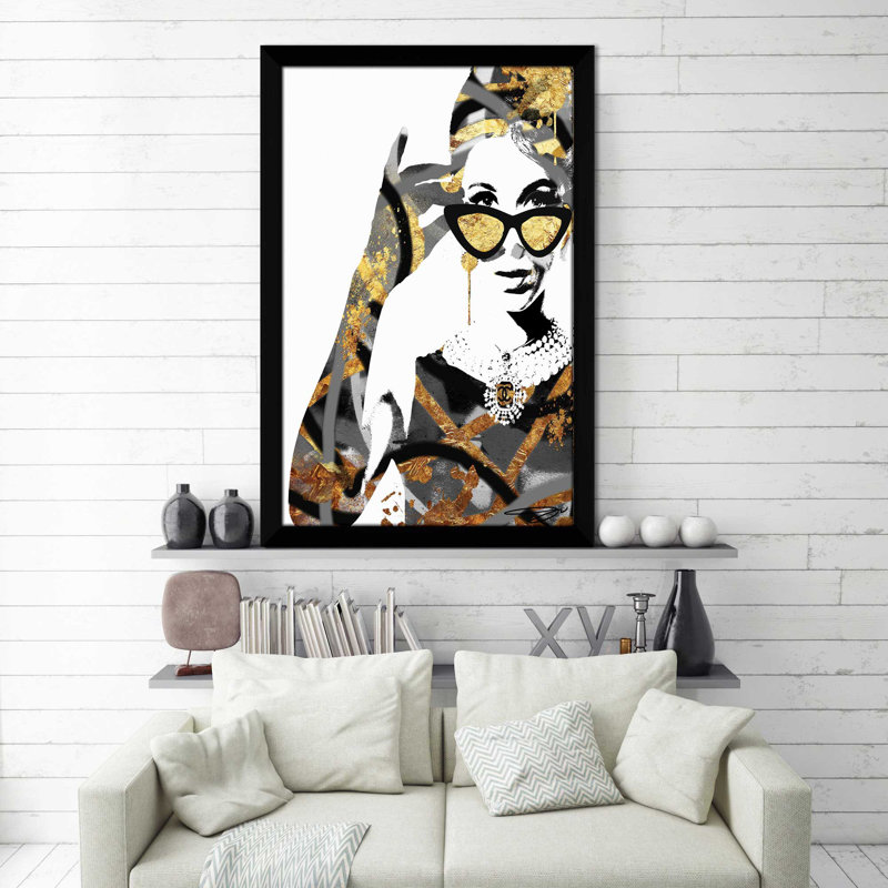 Excuse Me (Vertical) par By Jodi - impression, Cadre noir, H 39,5 po x l 27,5 po x P 0,75 po