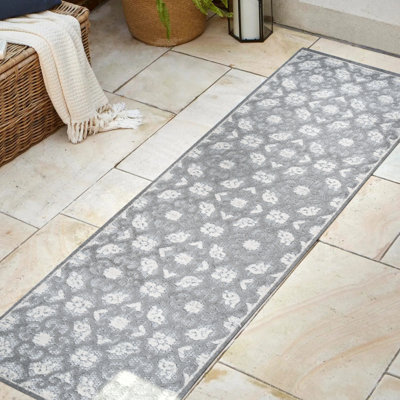 Isaacson Tile Trellis High-Low Light Gray/Ivory Indoor/Outdoor Rug