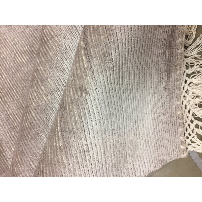 Simplicity Chic Solid Area Rug in Beige, Rectangle 8'2" x 10'