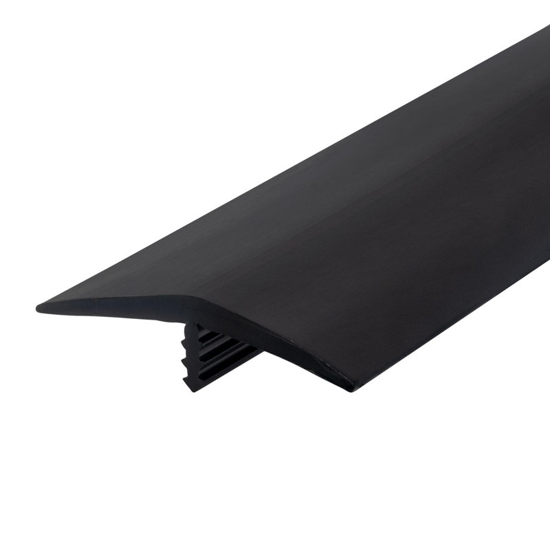 Moulure en T en plastique l 2 po x L 1200 po, Noir