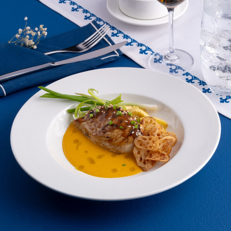 Assiette creuse en porcelaine ORBA Premium, 10.23