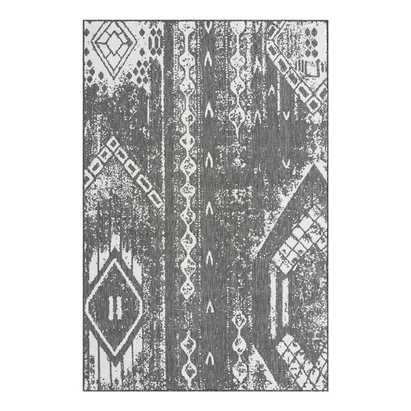 Wilmslow Geometric Indoor / Outdoor Rug, Rectangle 6' x 9'