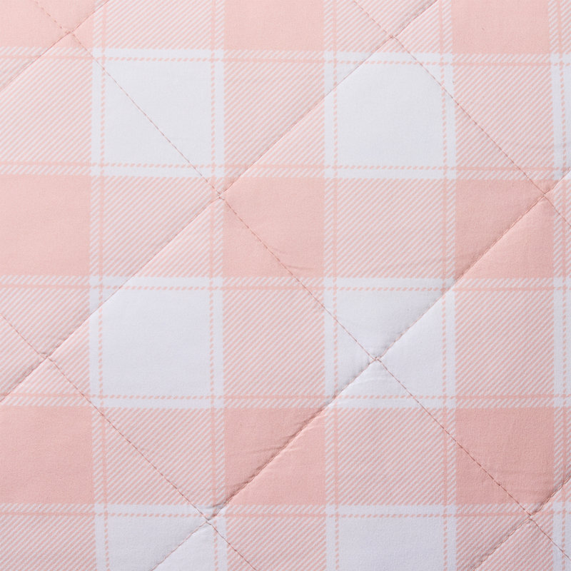 Hallmark Checkered Bliss 3-Piece Scalloped Quilt Set, King Quilt + 2 King Shams, Pink