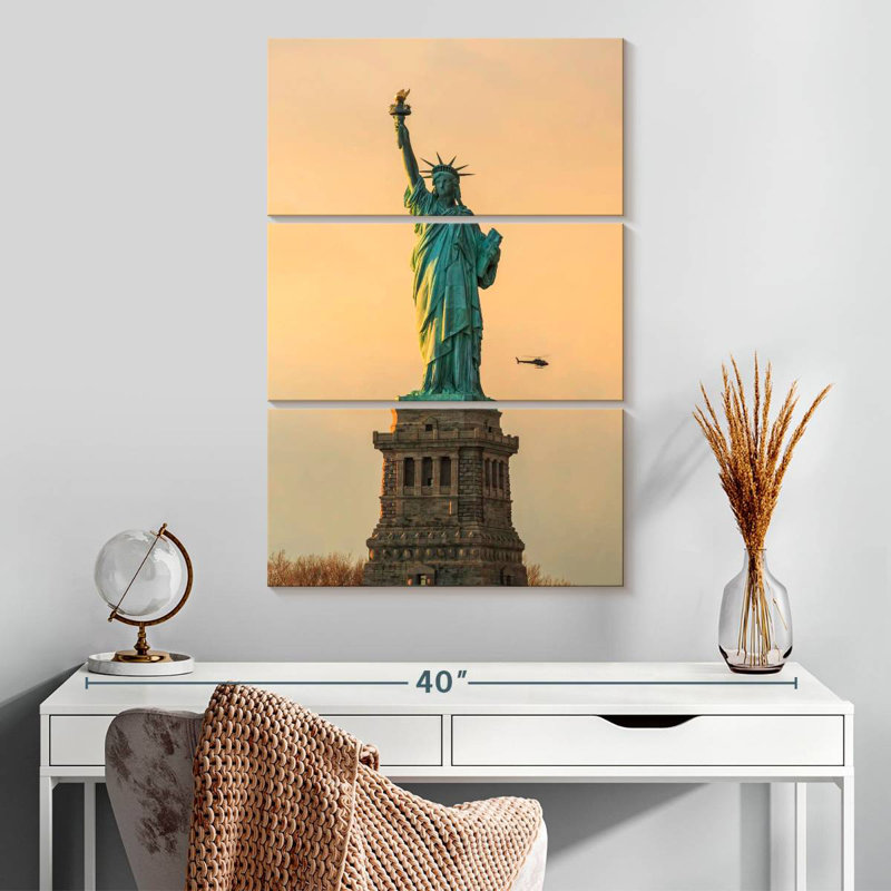 Statue Masam de la Liberté à New York, H 32 po x l 20 po