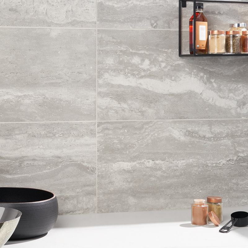 Carreau de porcelaine 12 po x 24 po Core Travertine, Gris