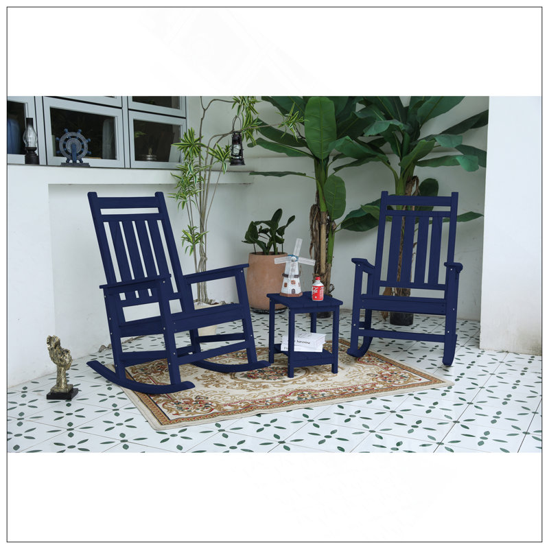 Ensemble de chaises berçantes toutes saisons avec table d'appoint, ensemble de chaises berçantes 3 pièces à texture de bois (comprend 2 chaises berçantes et 1 table)