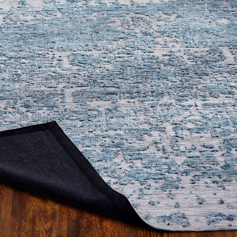 Oriental Area Rug in Blue/Ivory, Rectangle 2' x 3'