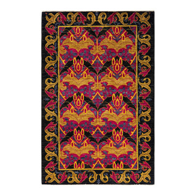 Tapis unique en laine 4 pi 2 po x 6 pi 2 po Vladislav
