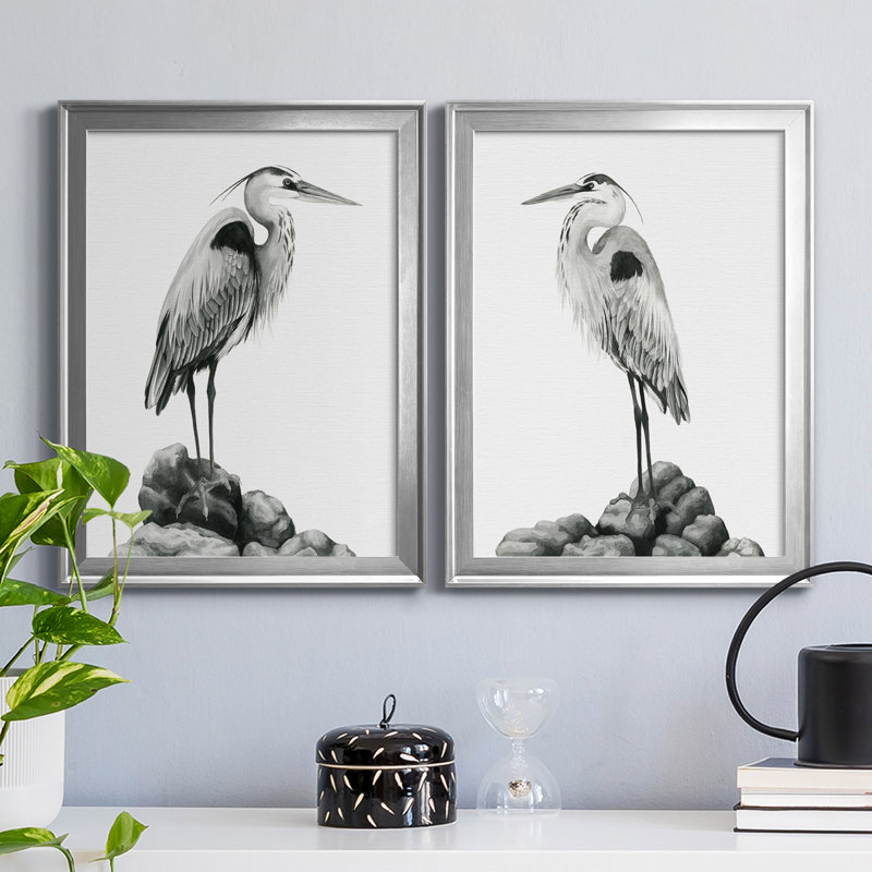 Shoreline Heron in B&W I, reproduction encadrée de qualité supérieure - prête à être accrochée, H 42,5 po x l 61 po x P 1 po