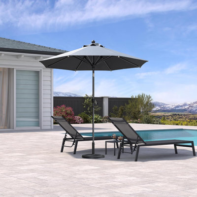 Table ronde à manivelle ronde et inclinable avec parasol gris