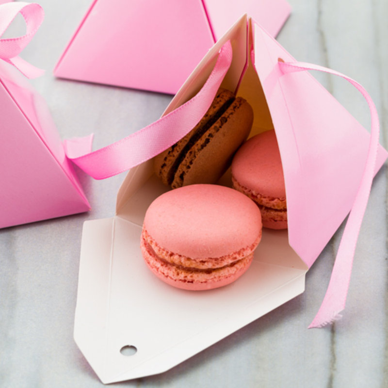 Pastry Tek Paper Party Favors
