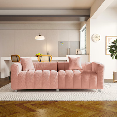 Canapé modulaire 3 places en velours rose de 212 cm (83,46 po) pour salon ou chambre. Esthétique moderne et élégante, avec structure en bois, coussins et dossiers confortables, pieds en métal et oreillers. Polyvalent, il s'adapte à différentes pièces.